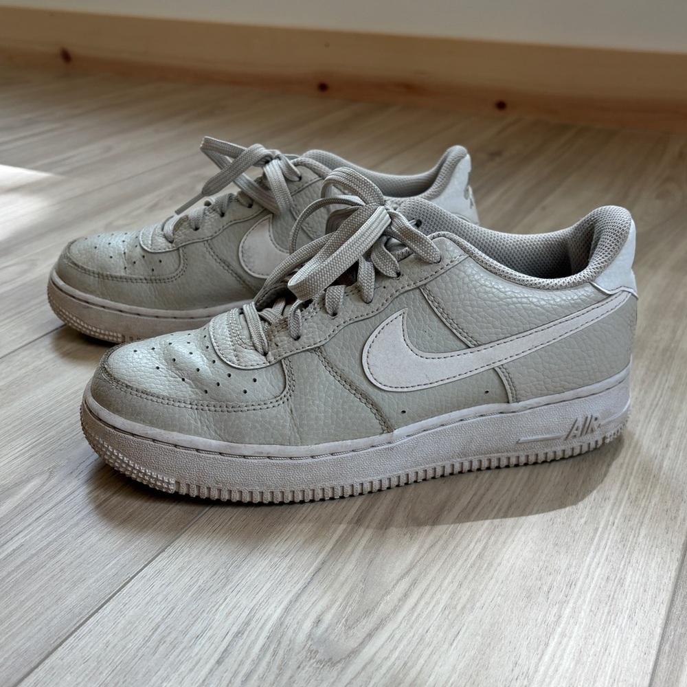 Nike Air Force 1s Neutral/Sand